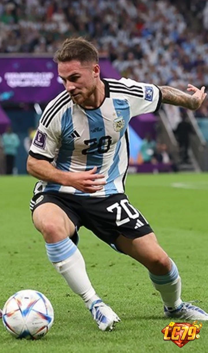 Alexis Mac Allister trong màu áo Argentina trước bán kết World Cup 2026 gặp England
