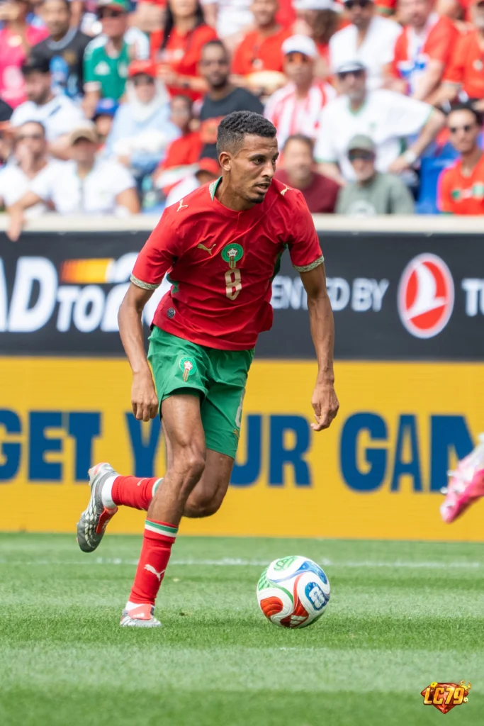 Azzedine Ounahi trong màu áo Morocco sau trận Canada 0-3 Morocco