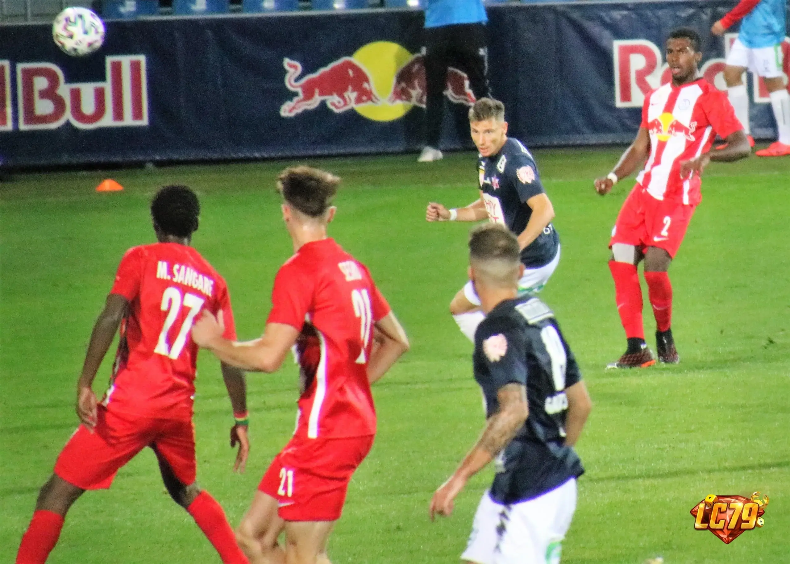 Mamadou Sangare trong màu áo FC Liefering, ảnh Wikimedia Commons đã đóng watermark LC79