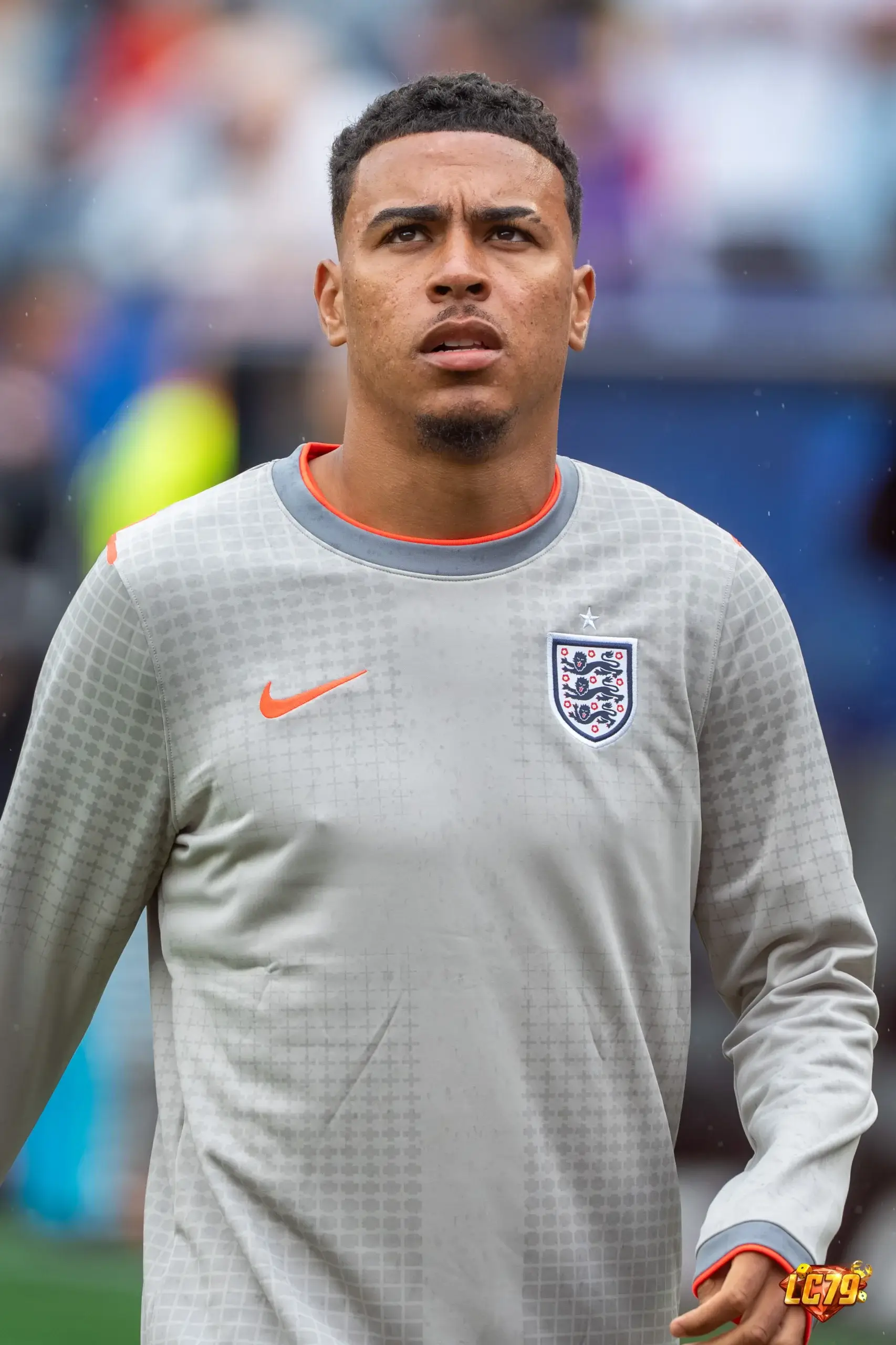 Morgan Rogers trong màu áo England, ảnh Wikimedia Commons đã đóng watermark LC79