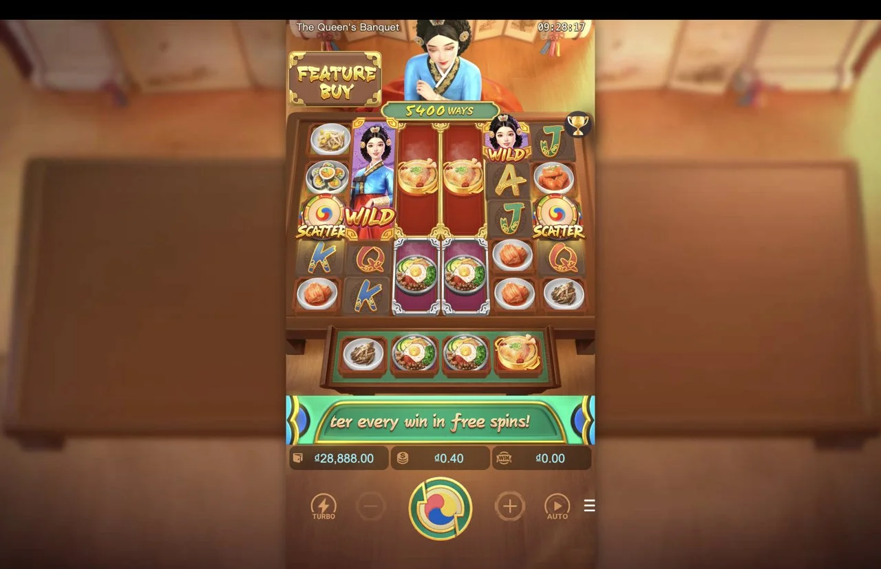 Ảnh giao diện chính game The Queen's Banquet (slot PG) chơi tại LC79