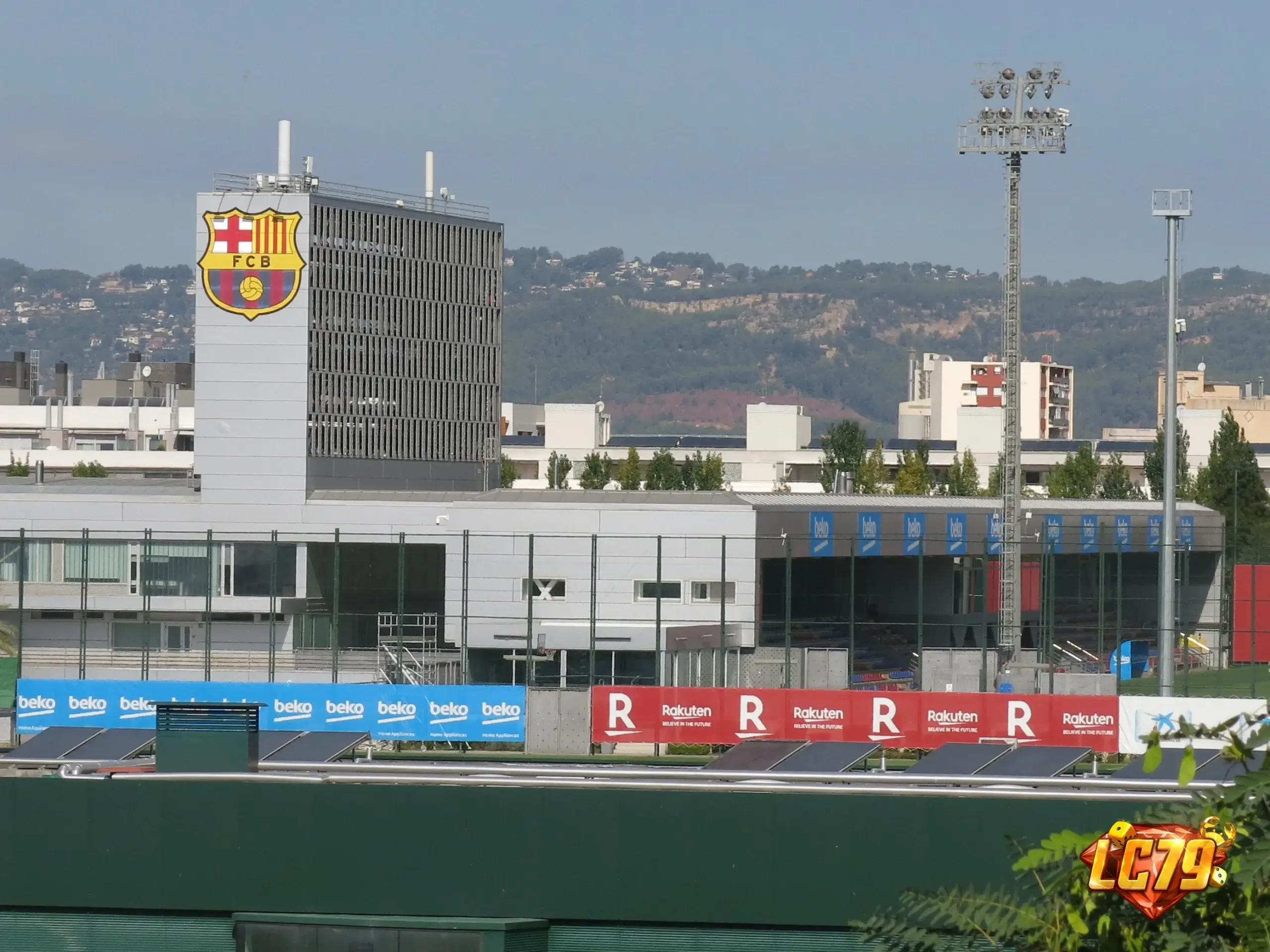 Ciutat Esportiva Joan Gamper của FC Barcelona, ảnh Wikimedia Commons đã đóng watermark LC79