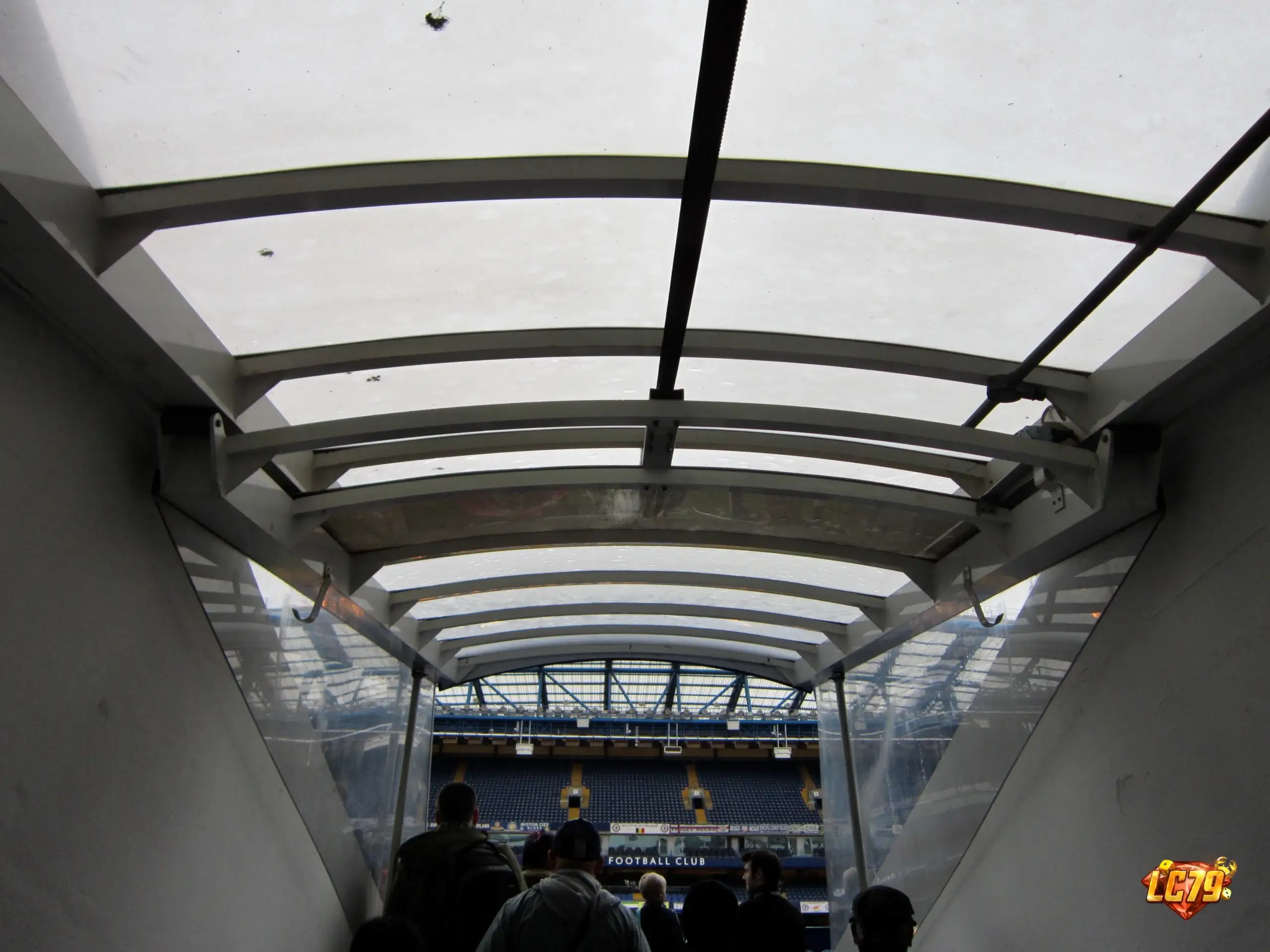 Stamford Bridge trước trận Chelsea vs Brighton