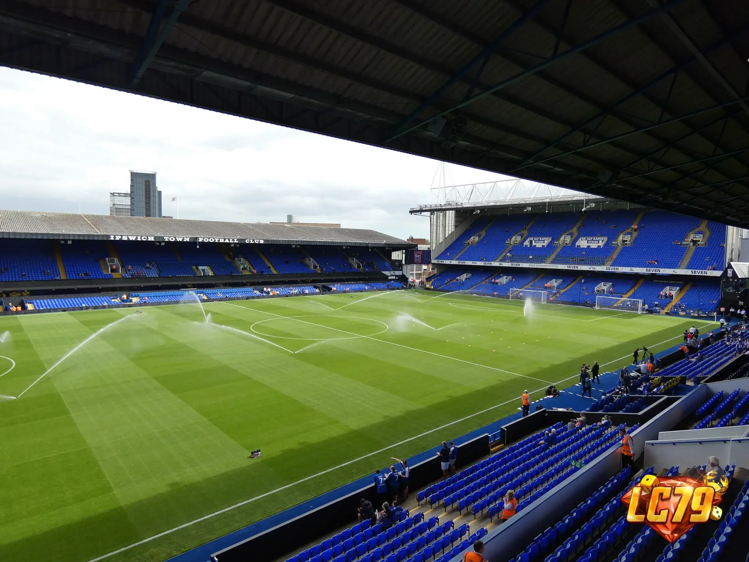 Portman Road, sân nhà của Ipswich Town trước trận gặp Liverpool