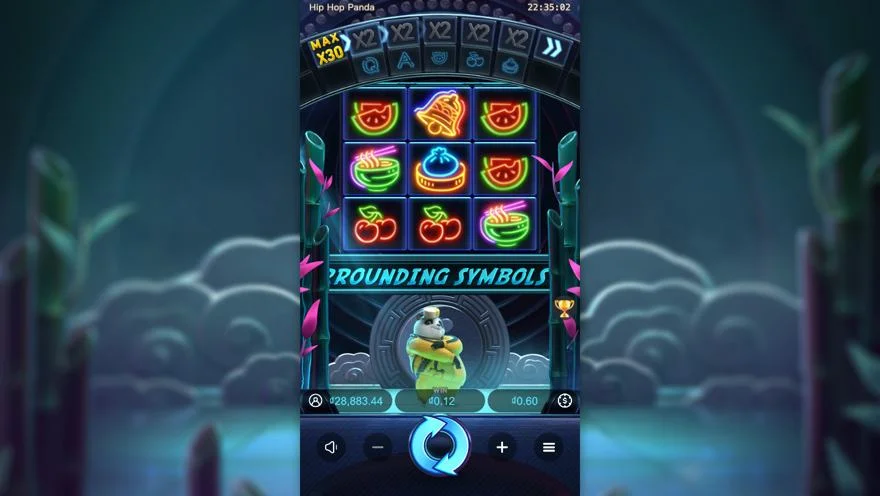 Ảnh màn hình gameplay game Hip Hop Panda (slot PG) chơi tại LC79