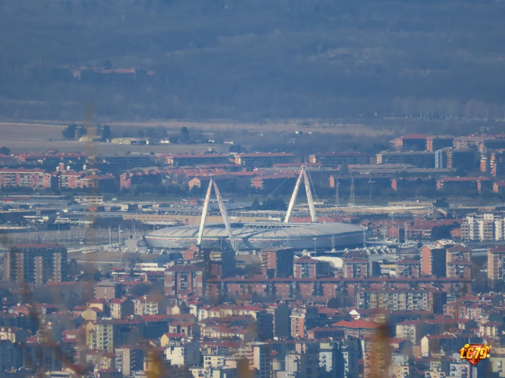 Allianz Stadium trước trận Juventus vs Rennes ngày 22/10, ảnh đã đóng watermark LC79