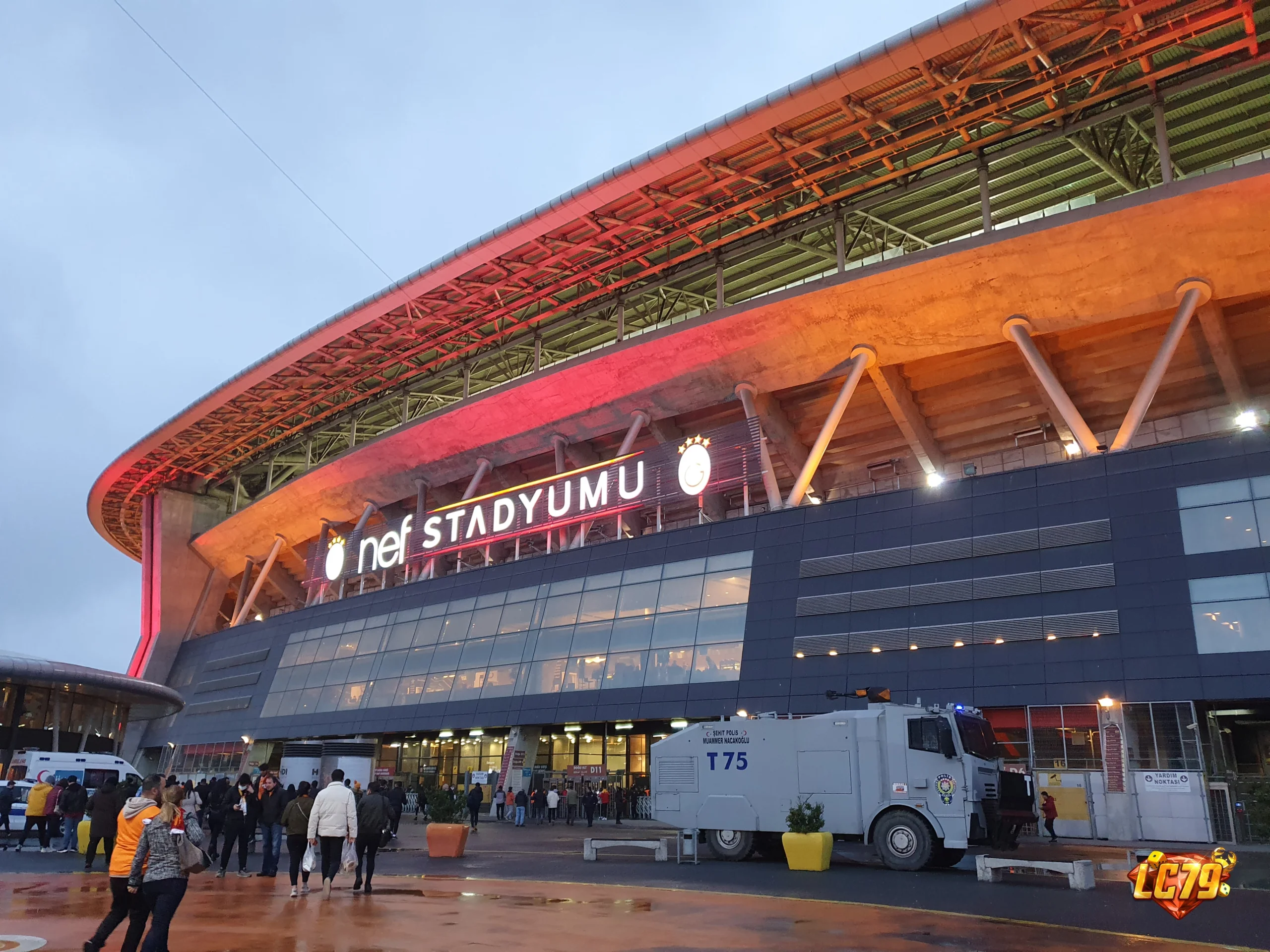 Rams Park, sân của Galatasaray trước trận Galatasaray vs Barcelona Champions League 13/10